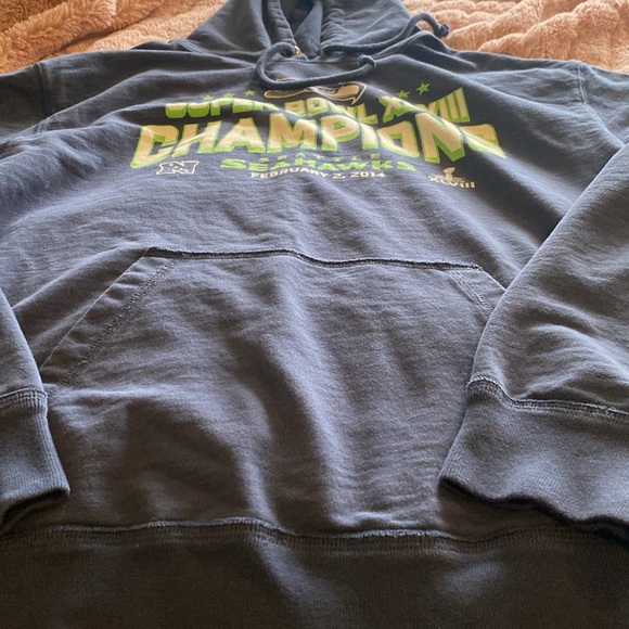 Seahawks hoodie bundle (2) - Picture 4 of 10